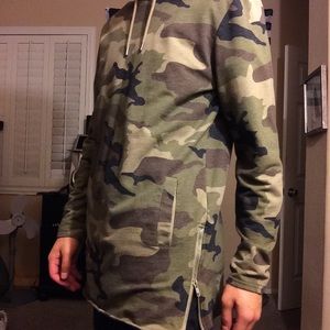 PacSun Extended Hoodie
